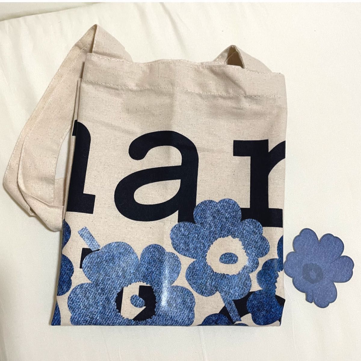 新品未使用品】marimekko ノベルティ ファブリックバッグ トート 新品未使用品】marimekko ノベルティ ファブリックバッグ トート