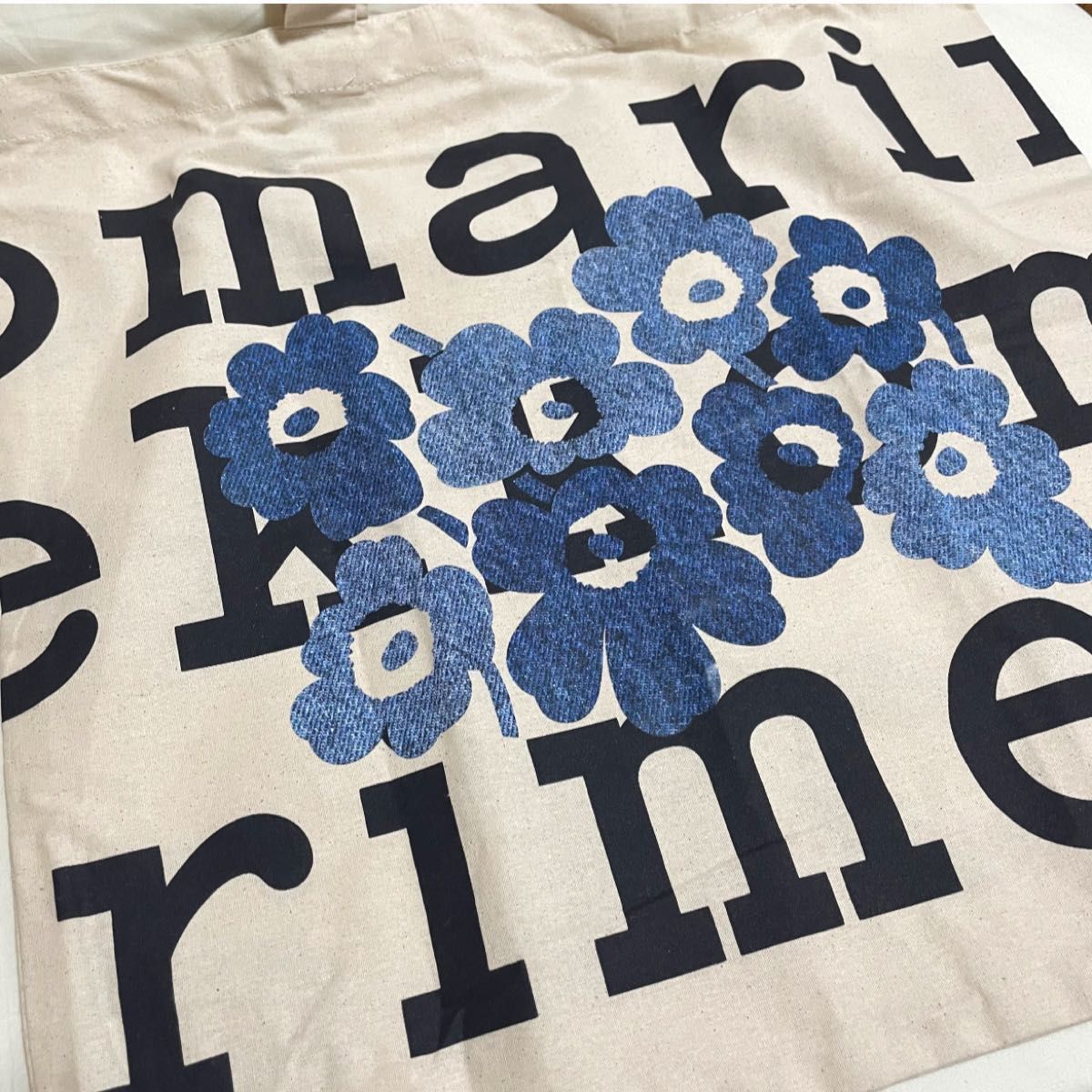 新品未使用品】marimekko ノベルティ ファブリックバッグ トート 新品未使用品】marimekko ノベルティ ファブリックバッグ トート