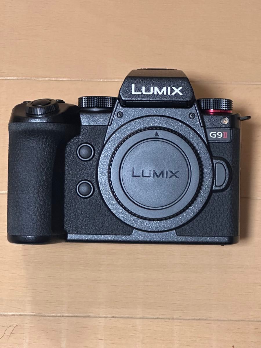 LUMIX G9 PROⅡ DC-G9M2 と 予備バッテリー& バッテリー LUMIX G9 PROⅡ DC-G9M2 と 予備バッテリー& バッテリー