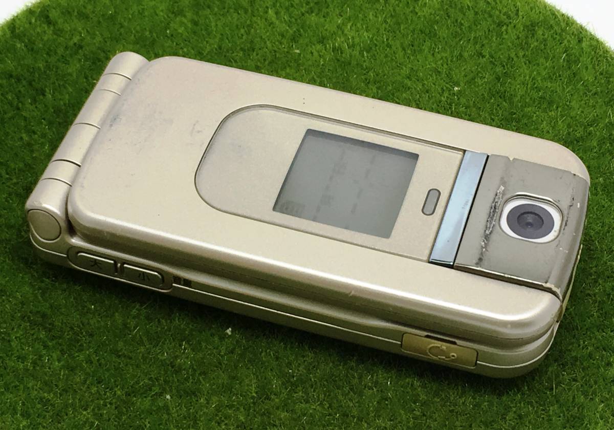D4989 docomo SIMフリー らくらくホン F-01M FUJITSU 4Gガラホ D4989 docomo SIMフリー らくらくホン F-01M FUJITSU 4Gガラホ