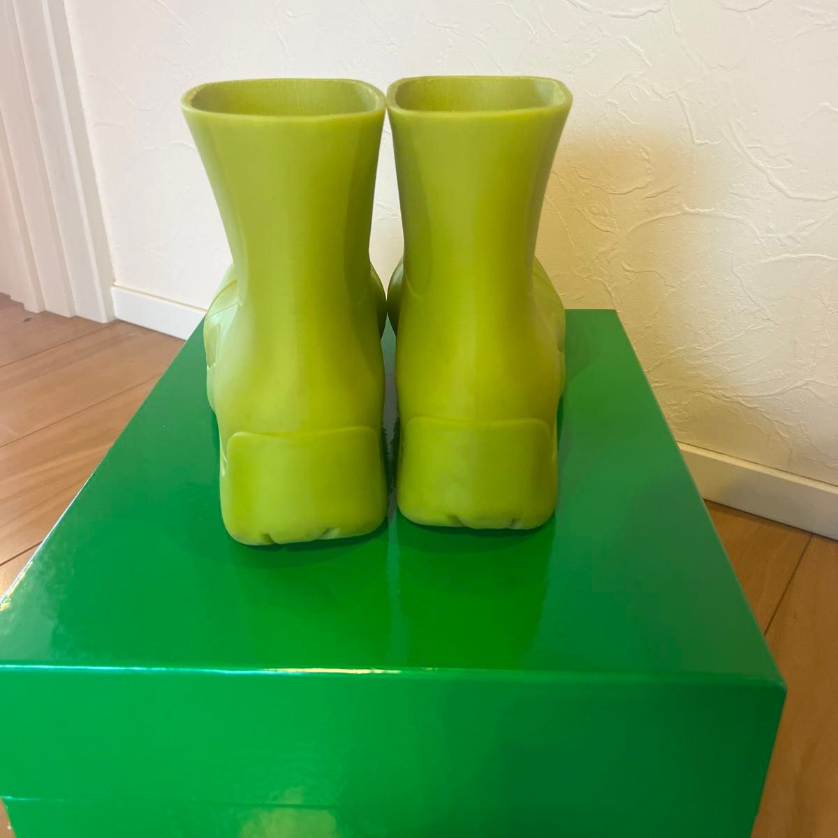 BOTTEGA VENETA パドルブーツ boots green キウイ BOTTEGA VENETA パドルブーツ boots green キウイ レインブーツ