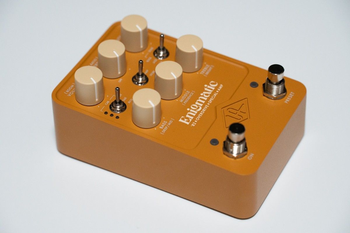 新品同様 UNIVERSAL AUDIO UAFX Enigmatic '82 Overdrive 新品同様 UNIVERSAL AUDIO UAFX Enigmatic '82 Overdrive