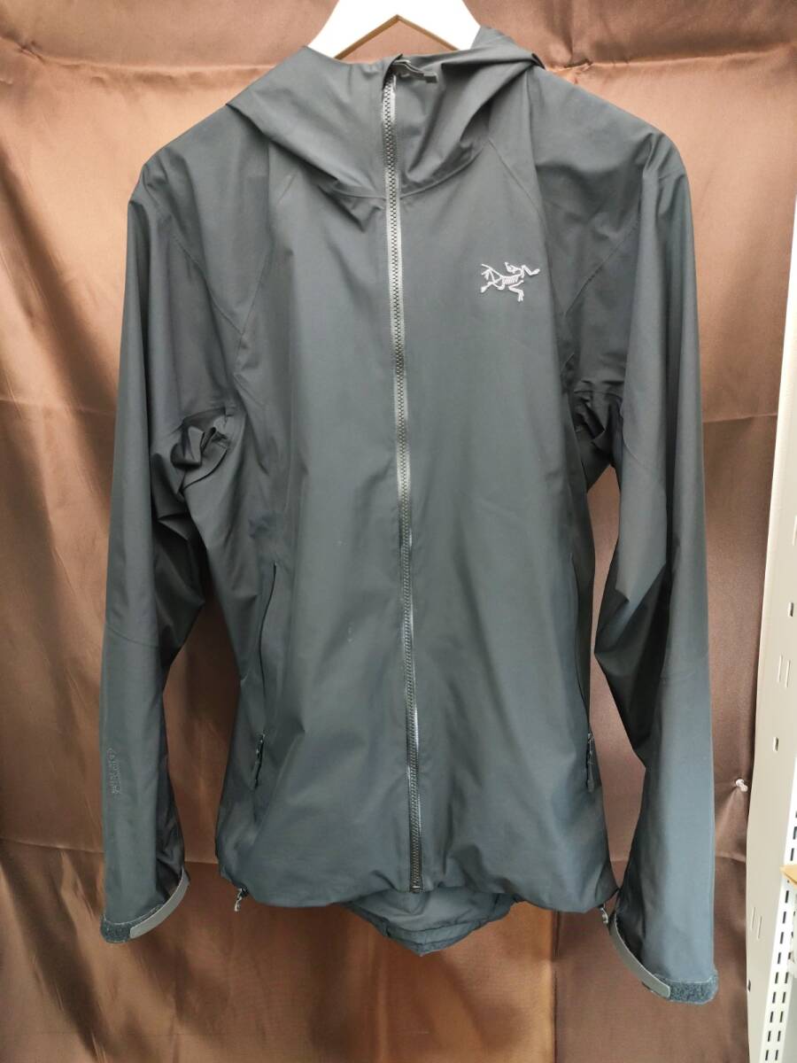 \半額SALE/ mo/602731/2410/ARC'TERYX アークテリクス カディンフーディ サイズ M Mサイズ