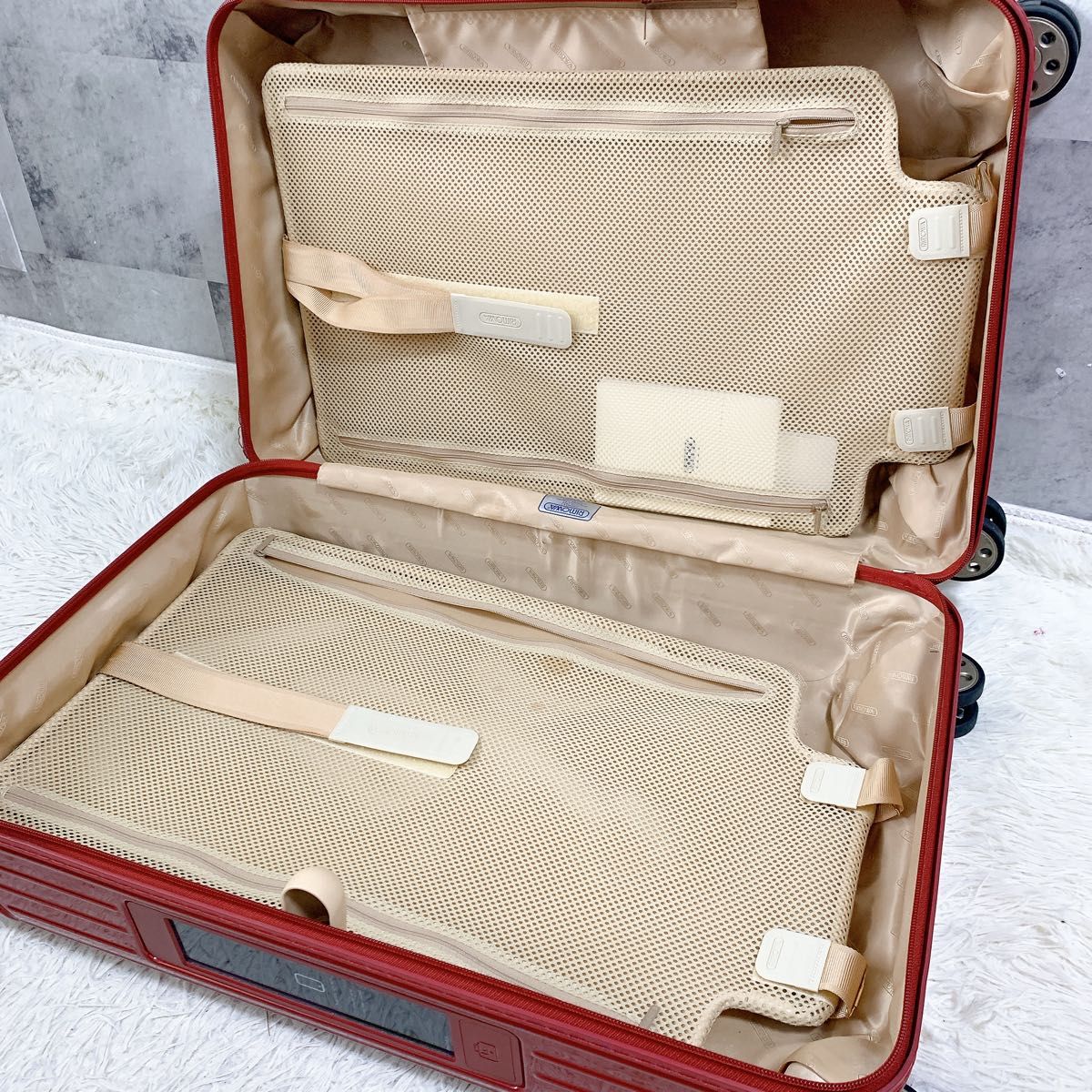 リモワ サルサデラックス 電子タグ 63L 4輪 赤 キャリーケース リモワ サルサデラックス 電子タグ 63L 4輪 赤 キャリーケース