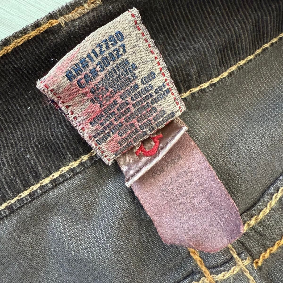 TRUE RELIGION トゥルーレリジョン コーデュロイ フレアパンツ TRUE RELIGION トゥルーレリジョン コーデュロイ フレアパンツ