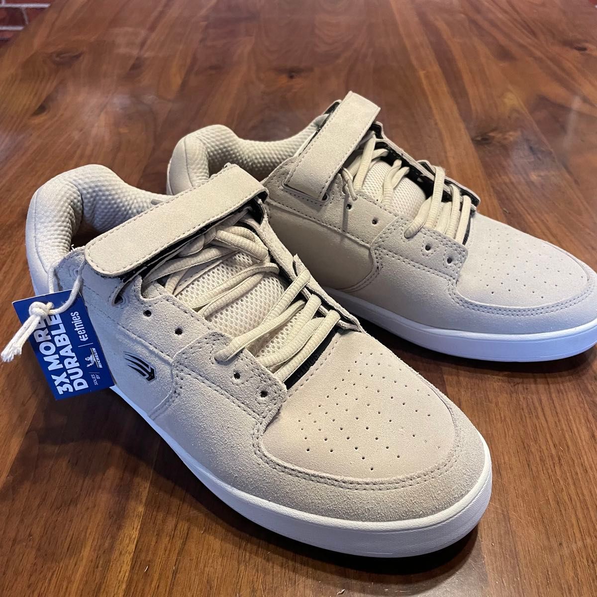関税・送料込【CELINE】スケートボードシューズ スニーカー エトニーズ ジョスリン スケートボードシューズ スケシュー 28