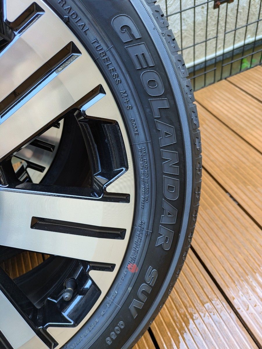 デリカD5 純正タイヤホイール4本セット 新車外し|Yahoo!フリマ デリカD5 純正タイヤホイール4本セット 新車外し|Yahoo!フリマ