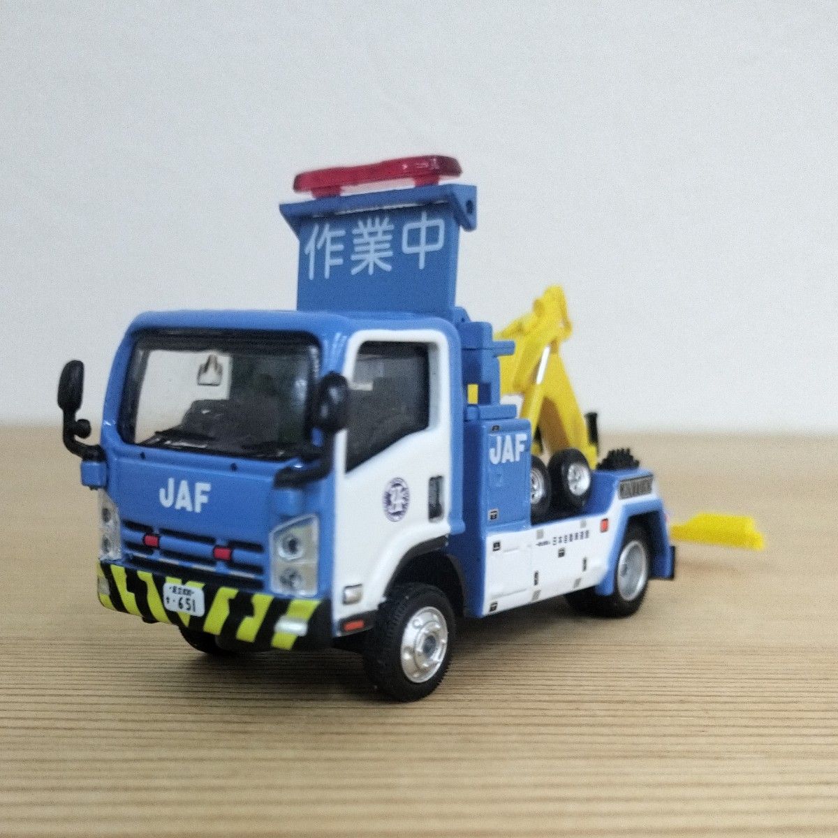 タイニー TINY ISUZU JAF レッカー車 ミニカー|Yahoo!フリマ タイニー TINY ISUZU JAF レッカー車 ミニカー|Yahoo!フリマ