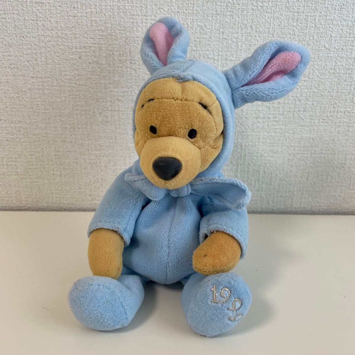激レア】くまのプーさんぬいぐるみ 1999年兎年コスチューム 激レア】くまのプーさんぬいぐるみ 1999年兎年コスチューム