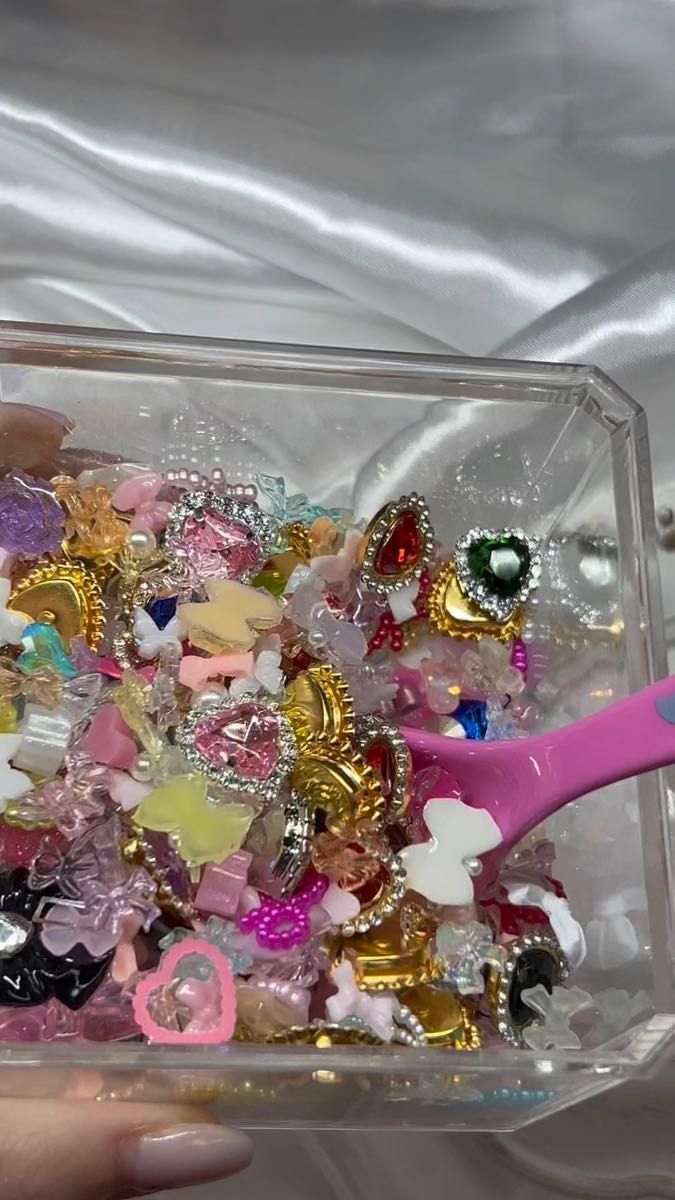 【数量限定】1袋分 ネイルパーツ デコパーツ アクセサリー ハンドメイド