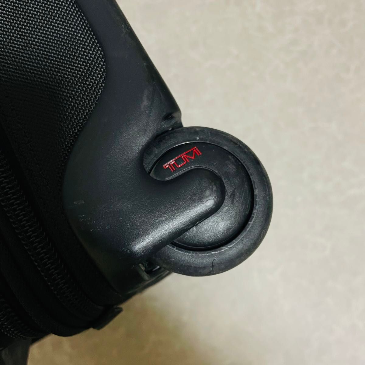 超美品 TUMI 26103DH キャリーケース 2輪 ナイロン 機内持込 超美品 TUMI 26103DH キャリーケース 2輪 ナイロン 機内持込
