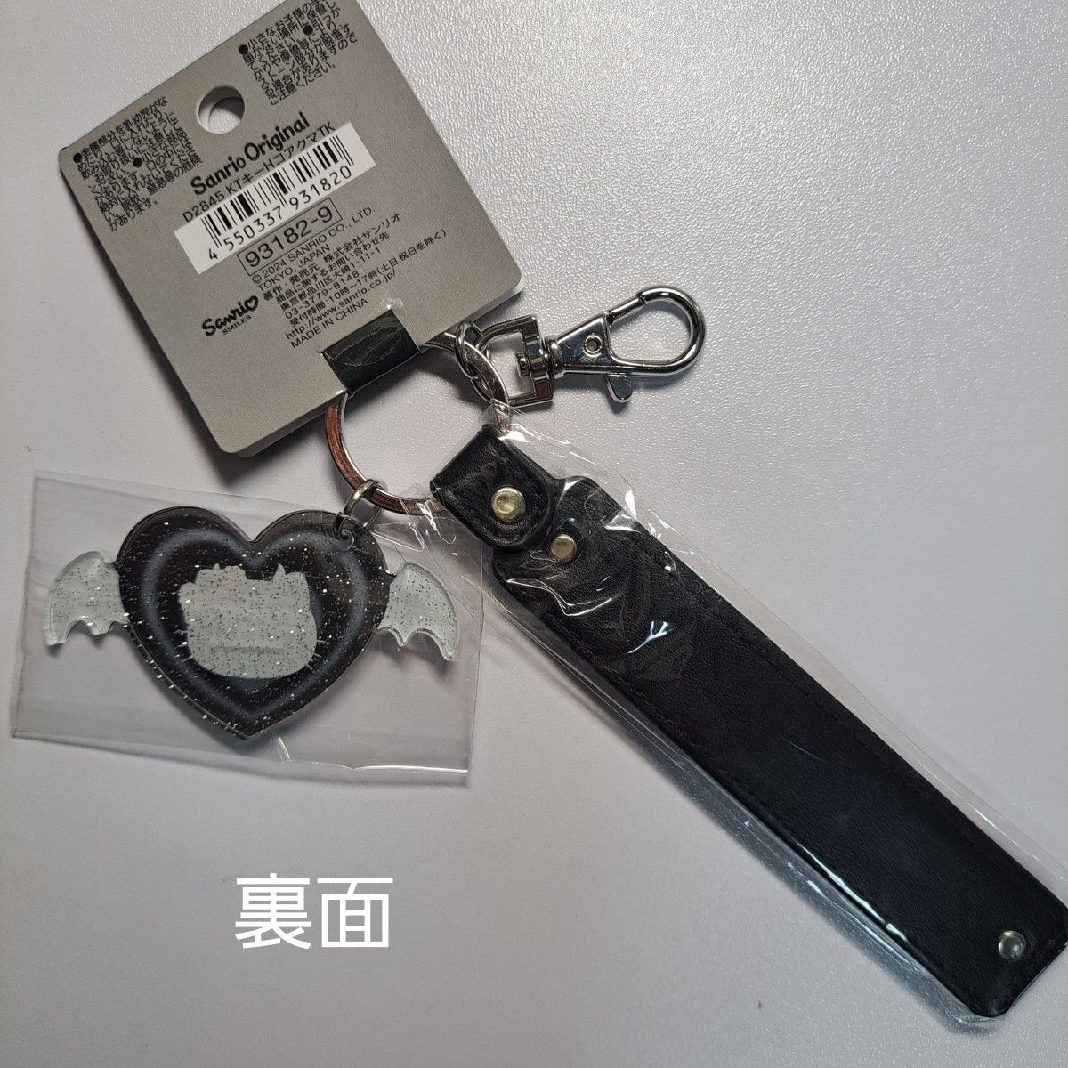小悪魔 ハローキティ 合皮 キーホルダー アクリルキーホルダー 小悪魔 ハローキティ 合皮 キーホルダー アクリルキーホルダー