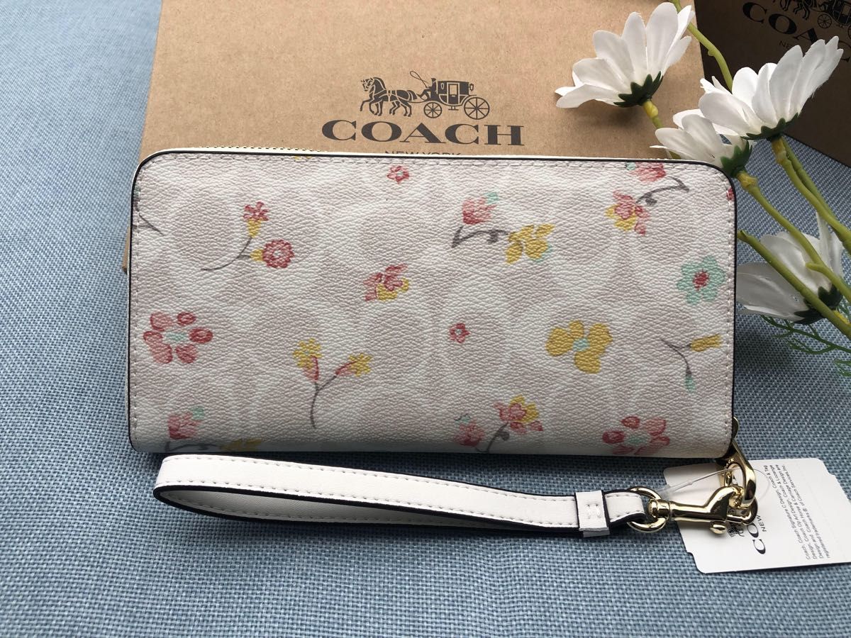 COACH ラウンドファスナー 長財布 花柄 ホワイト コーチ 財布 COACH 長財布 花柄 ホワイト ウォレット レザー