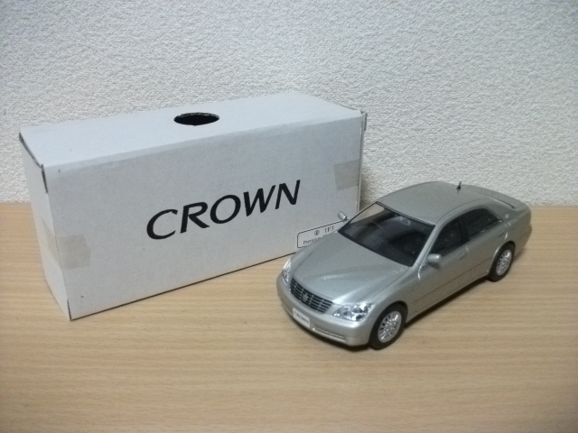 ◇非売品　CROWN　クラウン　カラーサンプルミニカー　Premium Silver Pearl◇