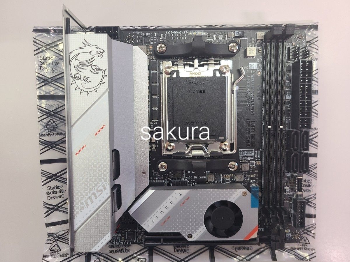 美品 MSI MPG B650I Edge WiFi AMD AM5 Mini-ITX DDR5 美品 MSI MPG B650I Edge WiFi AMD AM5 Mini-ITX DDR5
