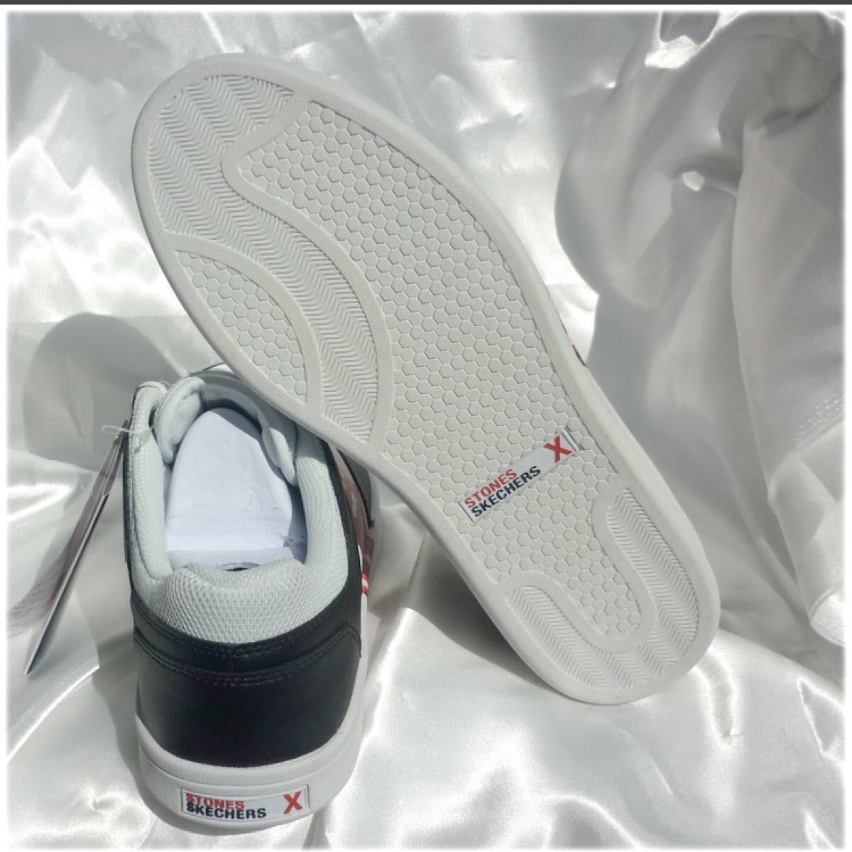 定価12650円新品29cm(28 5cm相当)スケッチャーズ Skechers 定価12650円新品29cm(28 5cm相当)スケッチャーズ Skechers