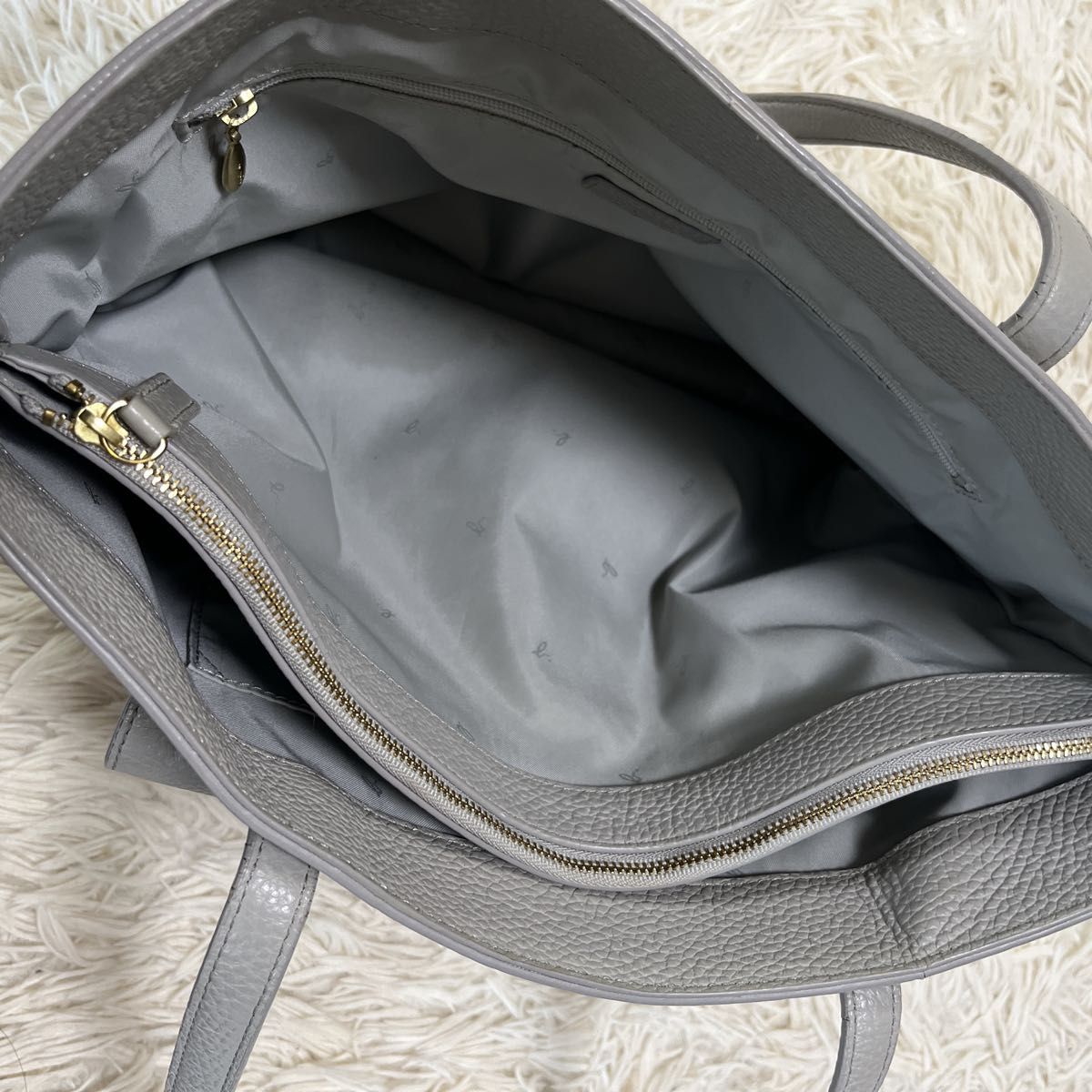 agnes b アニエスベー トートバッグ グレー ビジネスバッグ A4 agnes b アニエスベー トートバッグ グレー ビジネスバッグ A4