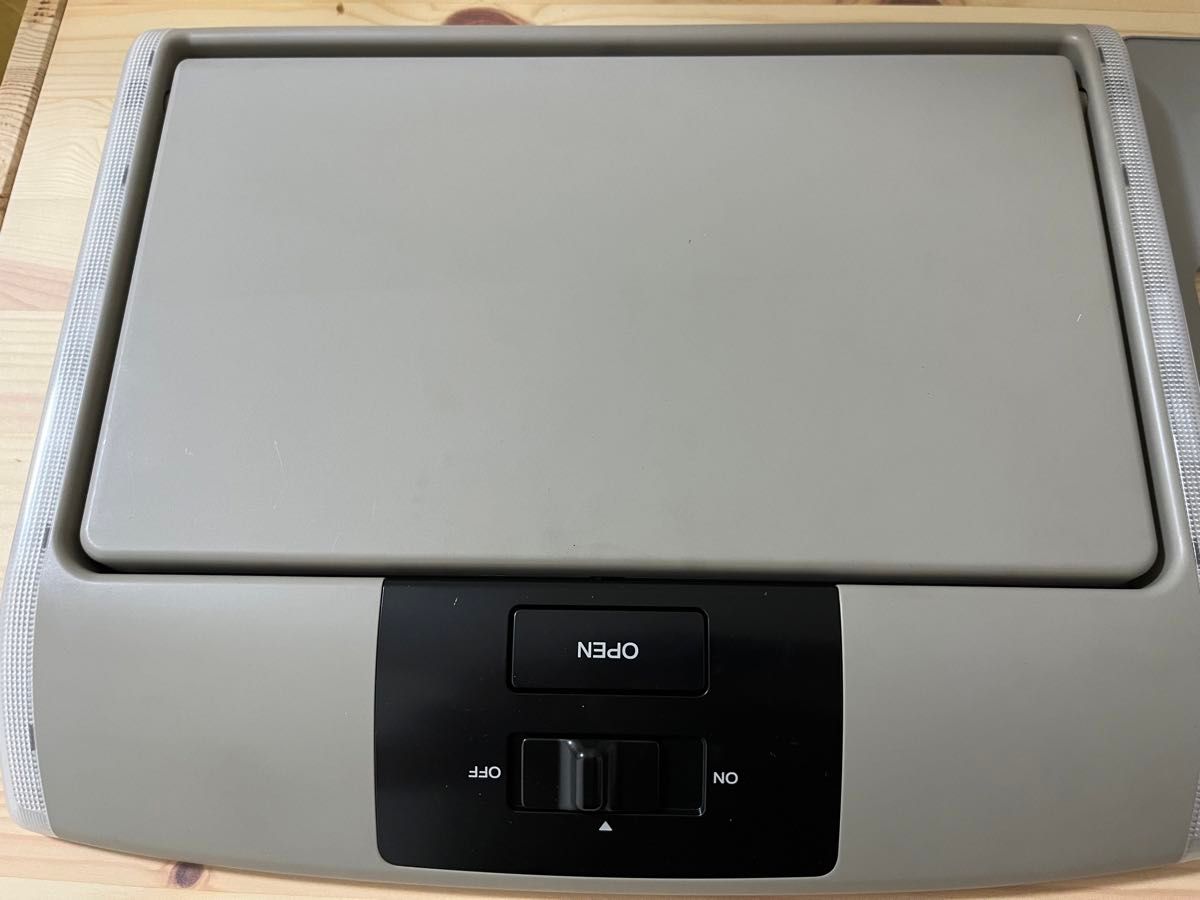 Gathers 11インチ リア席モニター VM-155EN W-VGAモニター HDMI Gathers 11インチ リア席モニター VM-155EN W-VGAモニター HDMI