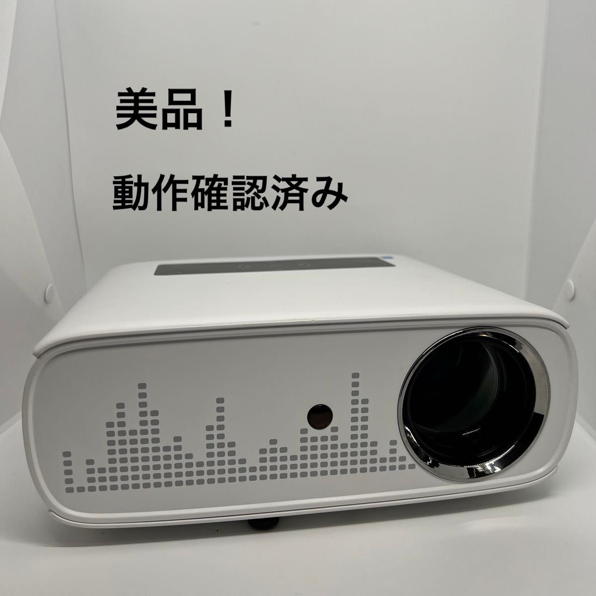 【美品】GROVIEW プロジェクター(JQ818C)Bluetooth搭載 【美品】GROVIEW プロジェクター(JQ818C)Bluetooth搭載