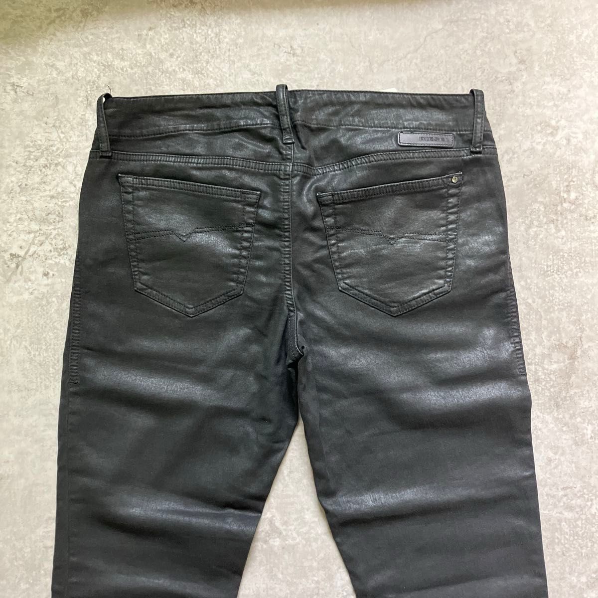GWセール タグ付未使用品 DIESEL GRUPEE-NE W31 ディーゼル GWセール タグ付未使用品 DIESEL GRUPEE-NE W31 ディーゼル
