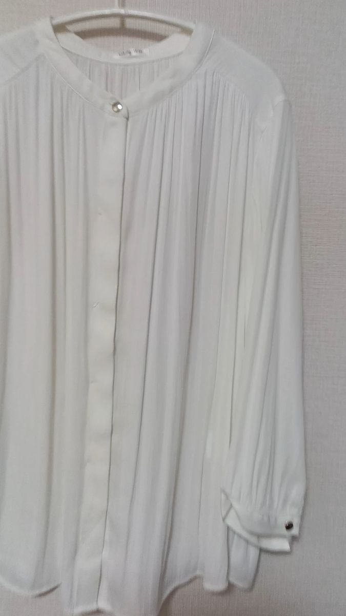 七分袖ギャザーブラウス