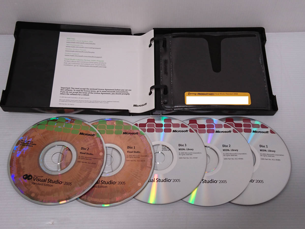 中古品★Visual Studio 2005 Standard Edition★英語版_画像3