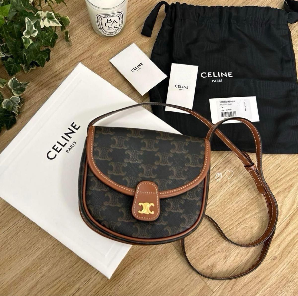 CELINEセリーヌ ミニブザス トリオンフ ショルダーバッグ斜 CELINEセリーヌ ミニブザス トリオンフ ショルダーバッグ斜