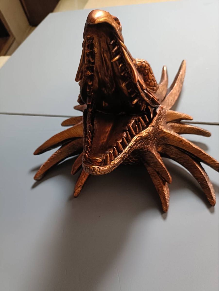 ドラゴンの頭部 壁掛け アンティーク アート オブジェ 美術品 銅色 ドラゴンの頭部 壁掛け アンティーク オブジェ 美術品 銅色