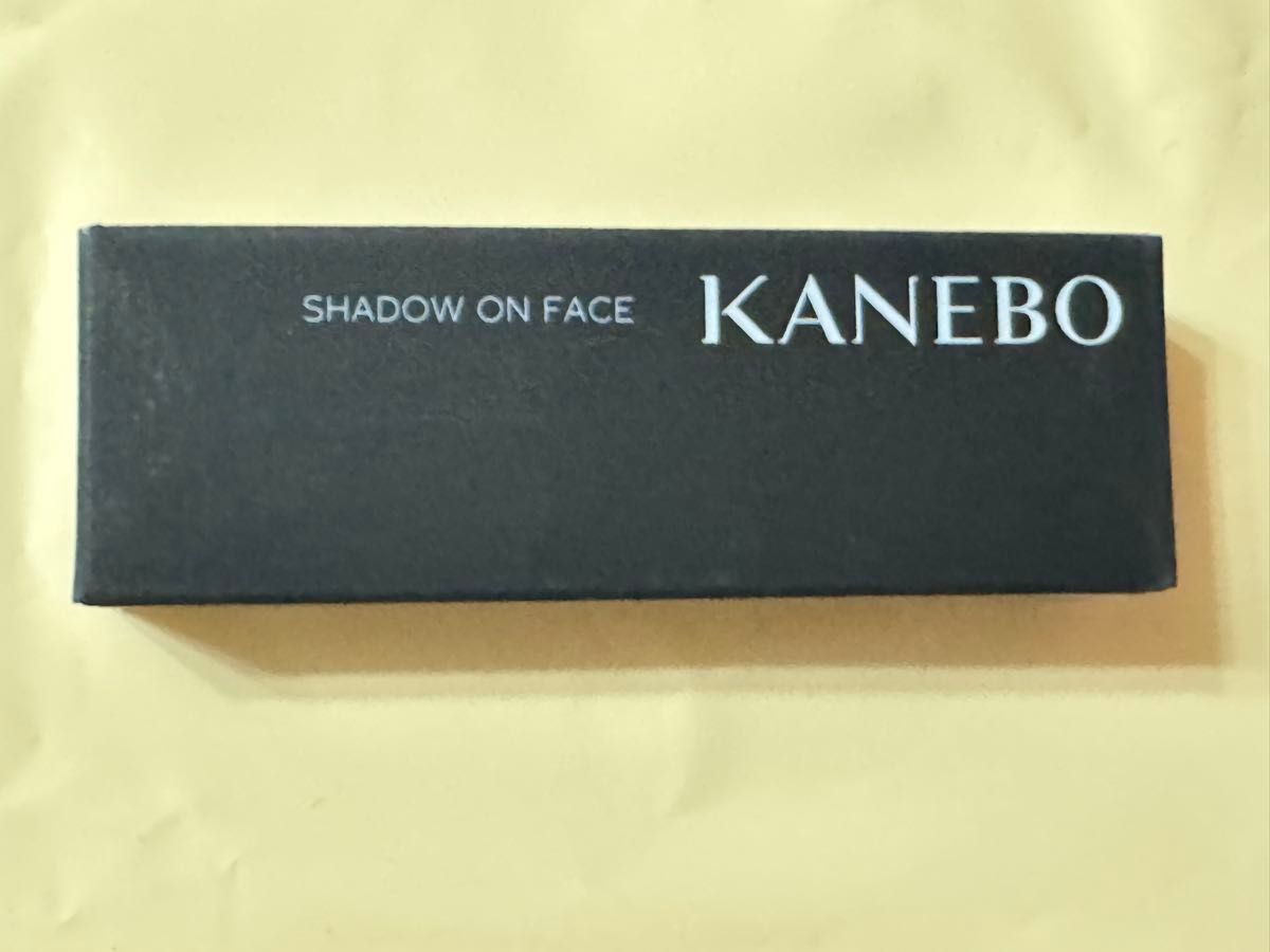 KANEBO カネボウ シャドウオンフェース 01 新品 未使用 KANEBO カネボウ シャドウオンフェース 01 新品 未使用