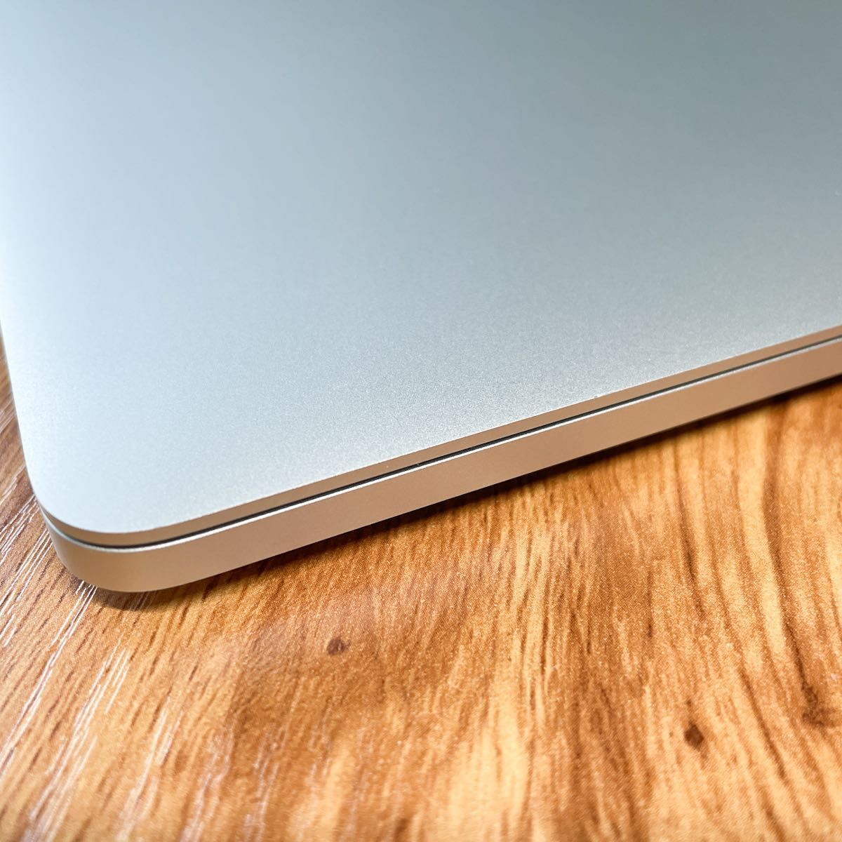 Apple MacBook Pro 2019 13インチ i7 2 8GHz 16GBメモリ 512GB Apple MacBook Pro 2019 13インチ i7 2 8GHz 16GBメモリ 512GB