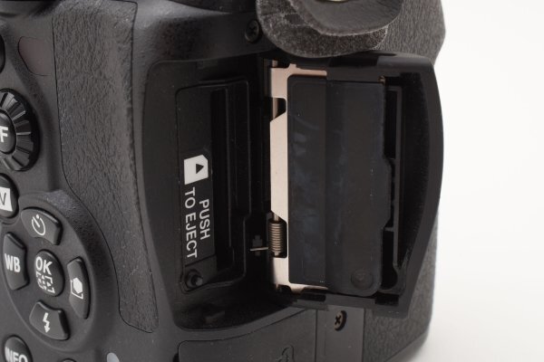 ☆撮影枚数3,774枚・美品☆ペンタックス PENTAX K-7 ボディ ☆撮影枚数3,774枚・美品☆ペンタックス PENTAX K-7 ボディ