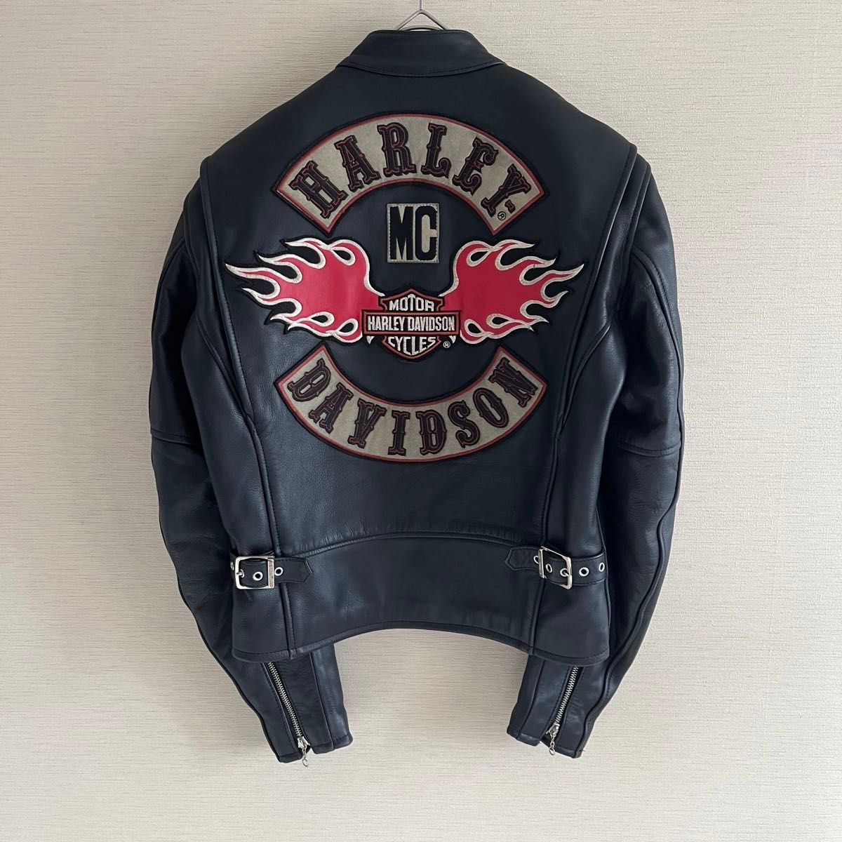 美品】HARLEY DAVIDSON レザーライダースジャケット ファイヤー 美品】HARLEY DAVIDSON レザーライダースジャケット ファイヤー