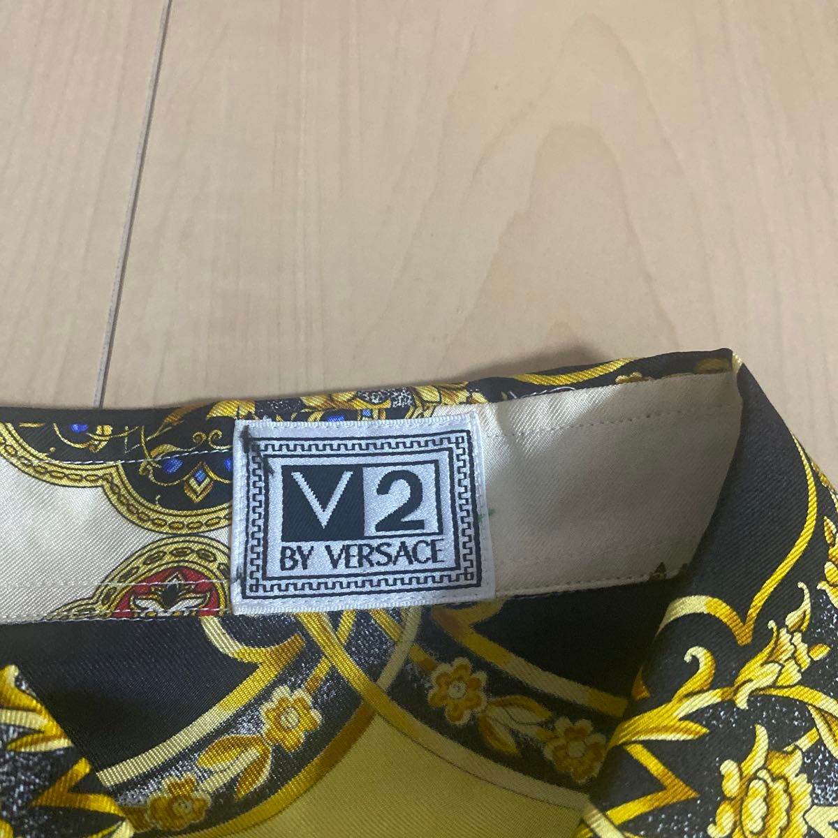 VERSACEヴェルサーチェ総柄シルクシャツベルサーチ|Yahoo VERSACEヴェルサーチェ総柄シルクシャツベルサーチ|Yahoo