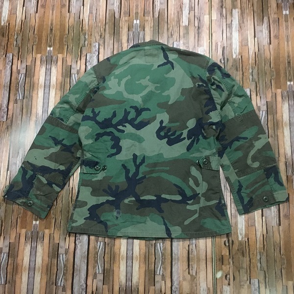 即決・米軍実物のミリタリーシャツジャケット・カモ柄・ツイル素材・S-REGULAR　//6_画像7