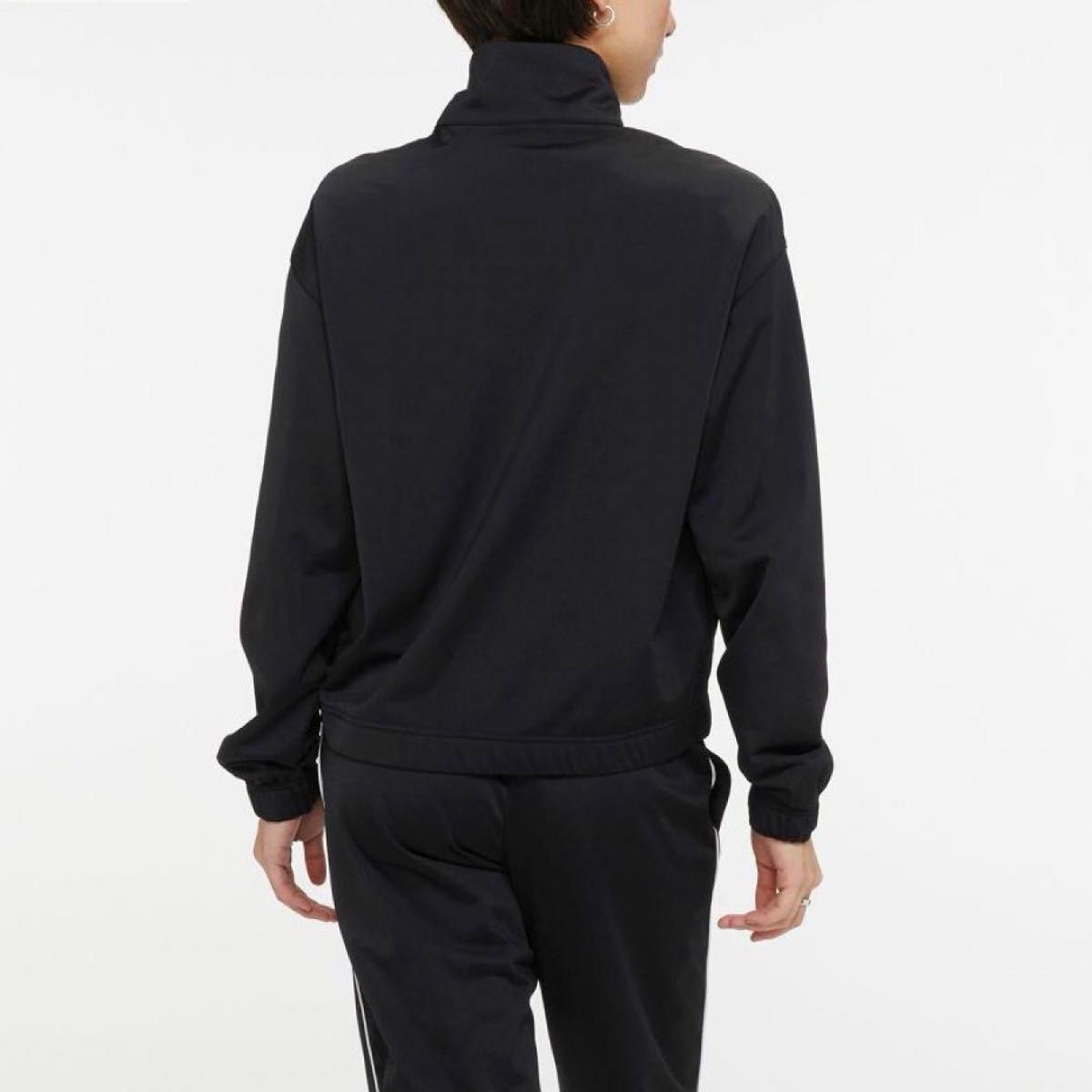 新品 NIKE ナイキ レディース ジャージ セットアップ 上下 新品 NIKE ナイキ レディース ジャージ セットアップ 上下