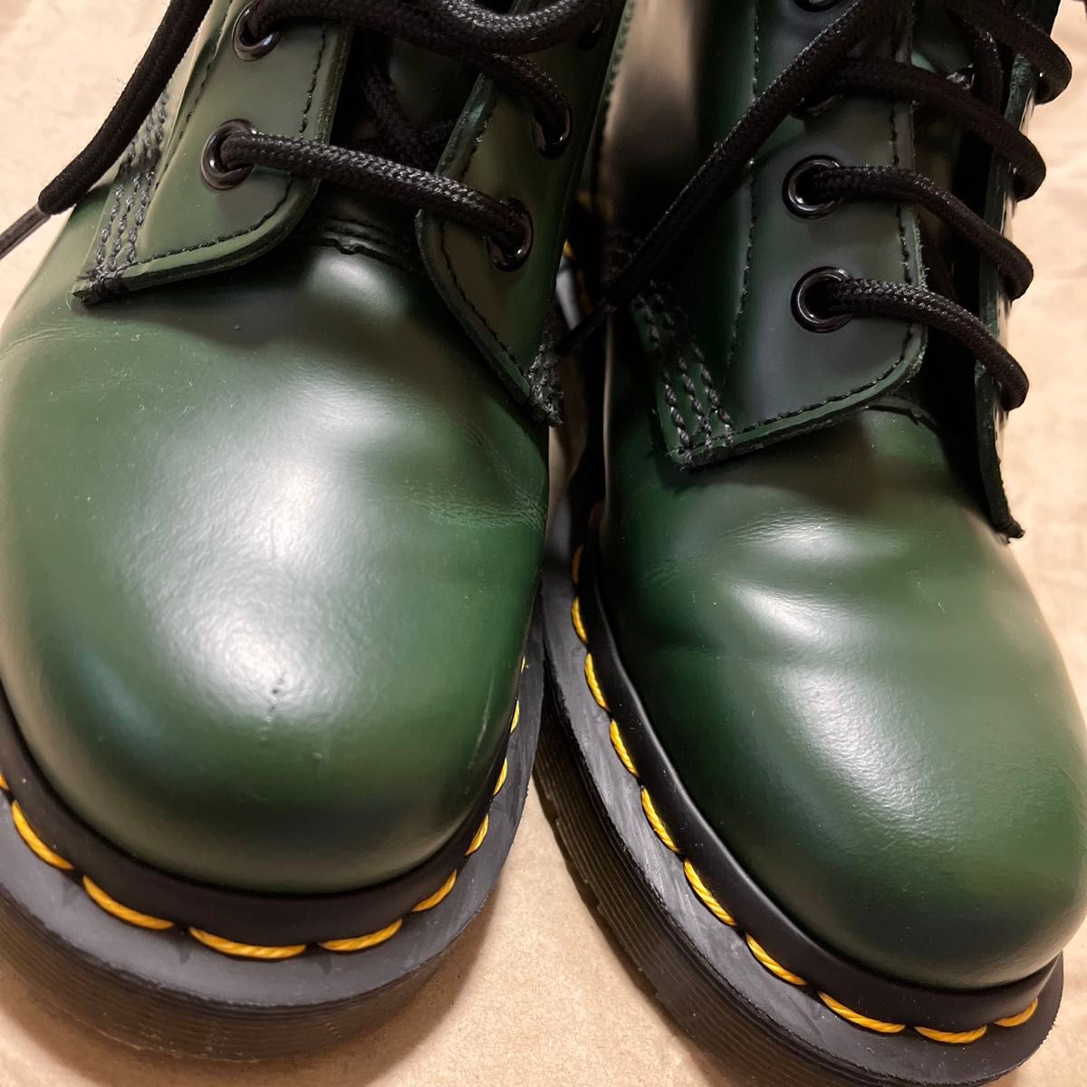Dr Martens】ドクターマーチン 8ホール ブーツ 緑 グリーン UK3 Dr Martens】ドクターマーチン 8ホール ブーツ 緑 グリーン UK3