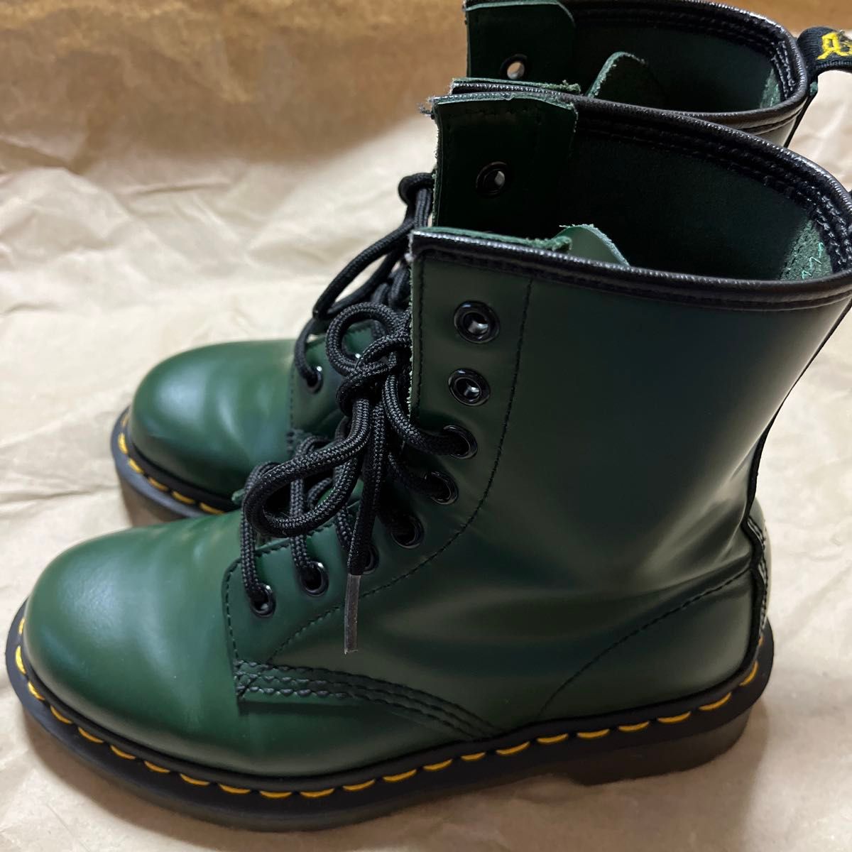 Dr Martens】ドクターマーチン 8ホール ブーツ 緑 グリーン UK3 Dr Martens】ドクターマーチン 8ホール ブーツ 緑 グリーン UK3
