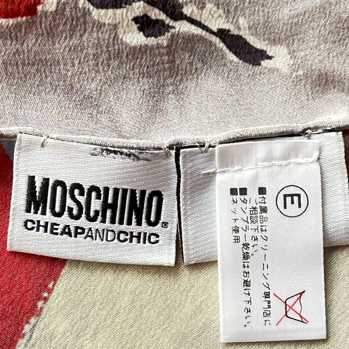 MOSCHINO モスキーノ ポパイ オリーブ コラボ スカーフ 絹 MOSCHINO モスキーノ ポパイ オリーブ コラボ スカーフ 絹