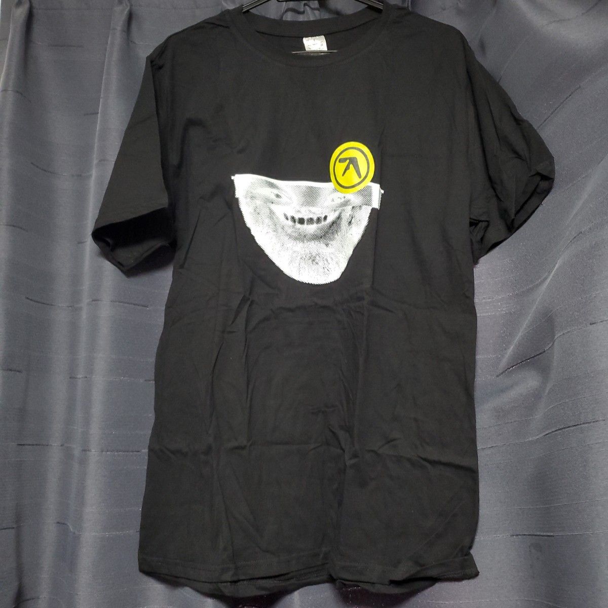 Aphex Twin ロゴ Tシャツ ブラック Lサイズ 顔|Yahoo!フリマ Aphex Twin ロゴ Tシャツ ブラック Lサイズ 顔|Yahoo!フリマ