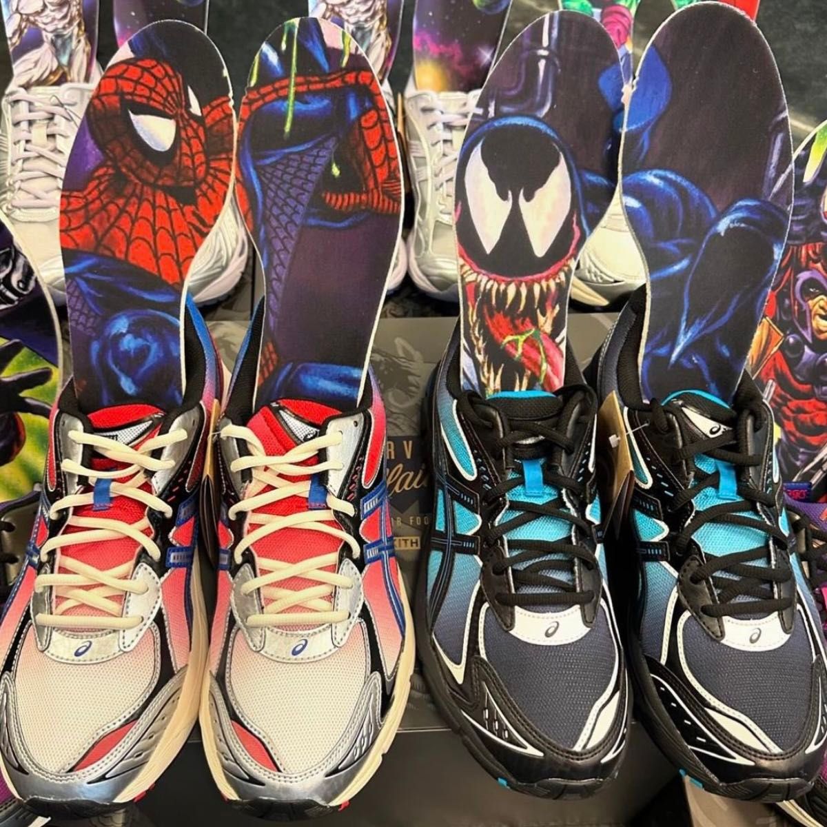 KITH × Marvel Super Villains × Asics GT-2160 Venom vs KITH × Marvel Super Villains × Asics GT-2160 Venom vs