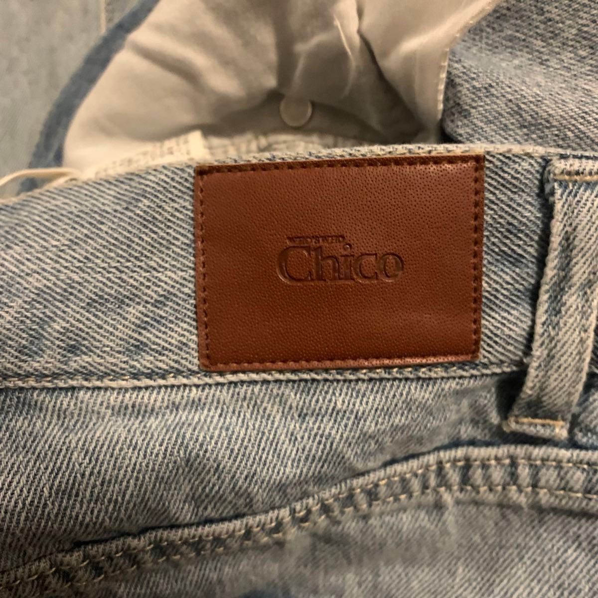 ダメージワイドデニムパンツ Chico xs ジーンズ スリット サイド ダメージワイドデニムパンツ Chico xs ジーンズ スリット サイド