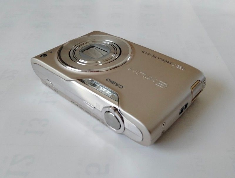 デジタルカメラ CASIO EXILIM EX-Z450 シルバー【訳あり デジタルカメラ CASIO EXILIM EX-Z450 シルバー【訳あり
