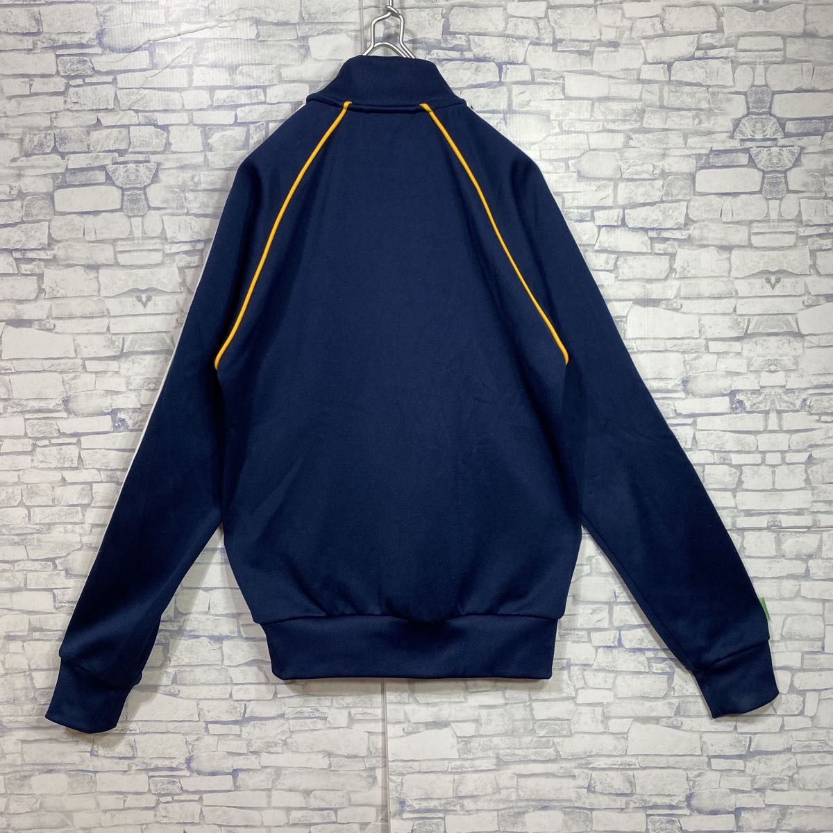 adidas ツイード SST トラックジャケット ブルゾン ワンポイント adidas ツイード SST トラックジャケット ブルゾン ワンポイント