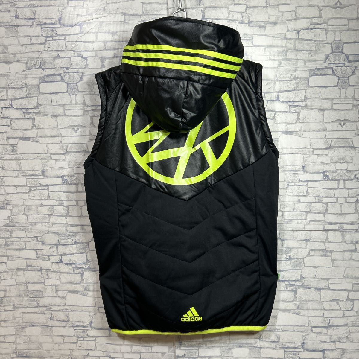 希少 adidas×24karats コラボ ビックロゴ2wayダウンジャケット 希少 adidas×24karats コラボ ビックロゴ2wayダウンジャケット