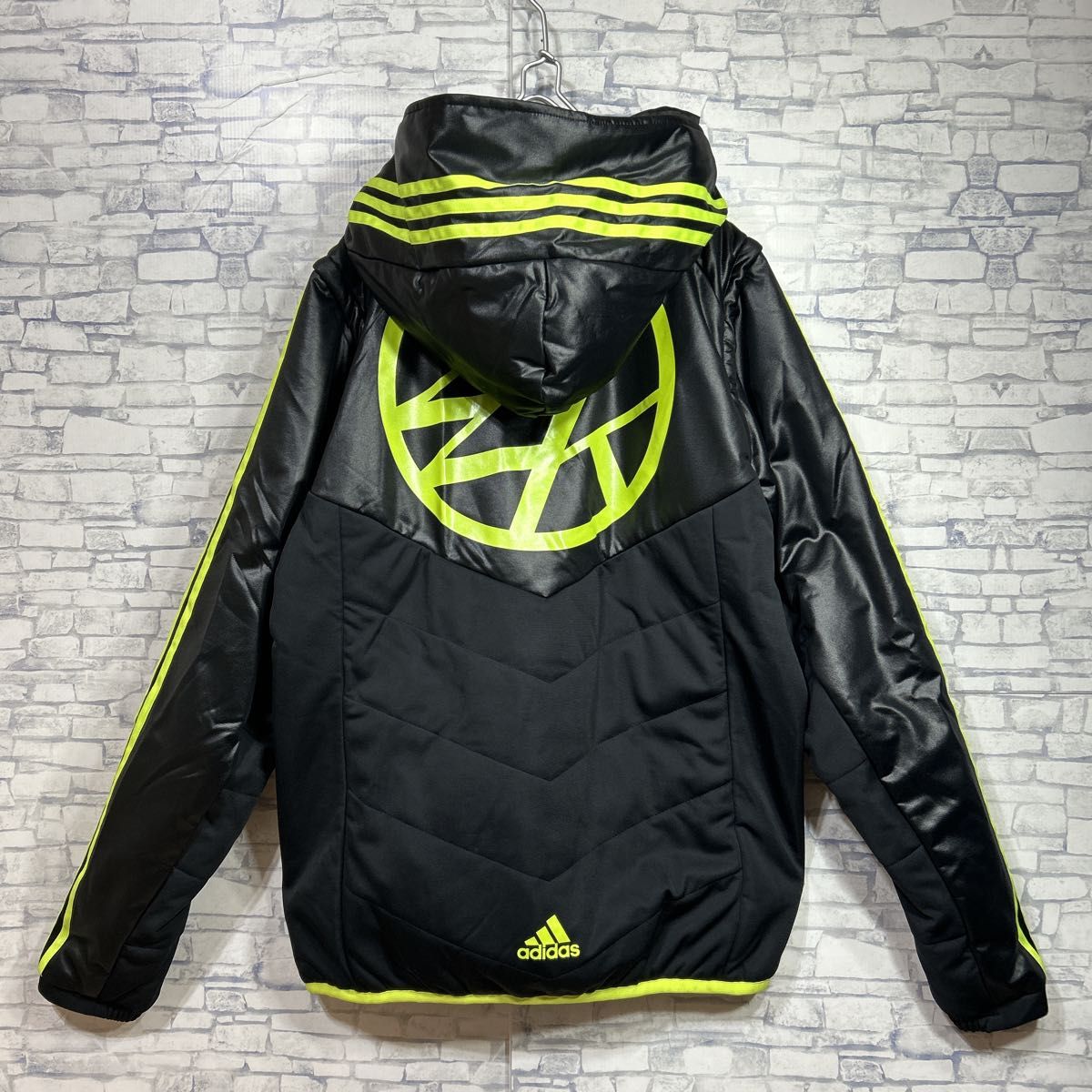 希少 adidas×24karats コラボ ビックロゴ2wayダウンジャケット 希少 adidas×24karats コラボ ビックロゴ2wayダウンジャケット