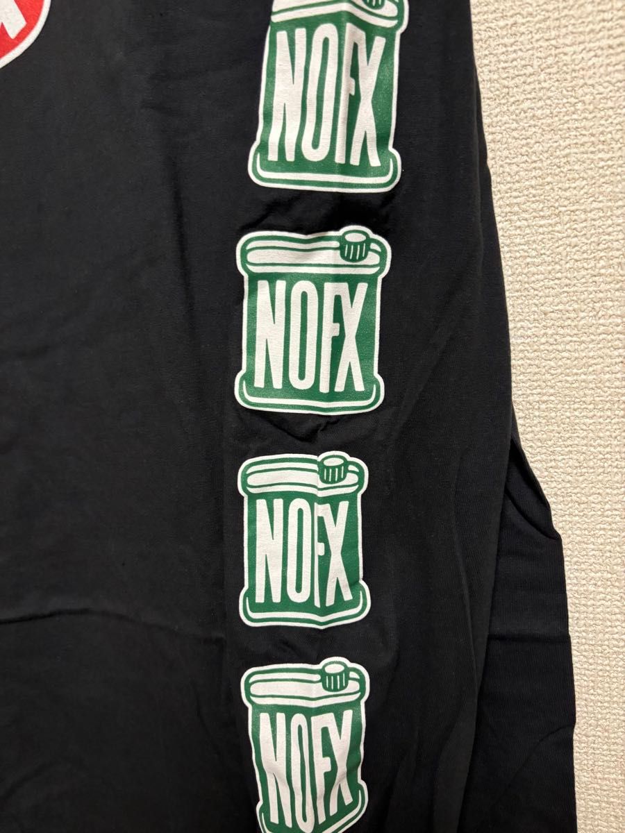 新品 NOFX Linoleumロングスリーブ XLサイズ ブラック ロンT 新品 NOFX Linoleumロングスリーブ XLサイズ ブラック ロンT