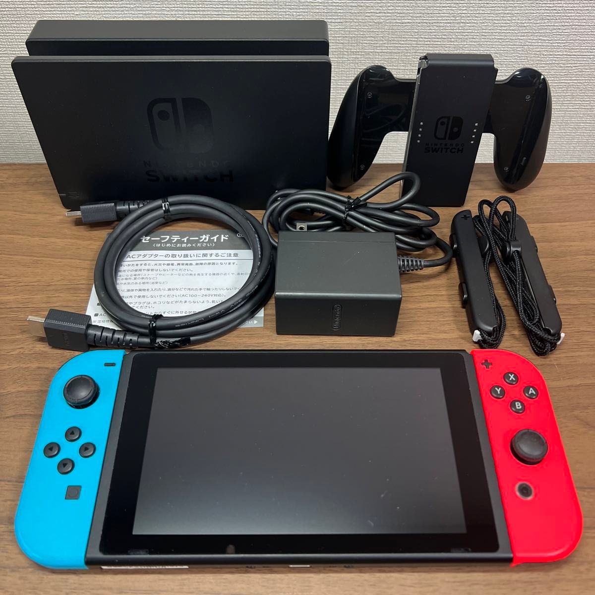 画面良好・本体良品 Nintendo Switch HAC 旧型 本体 2018年製 画面良好・本体良品 Nintendo Switch HAC 旧型 本体 2018年製