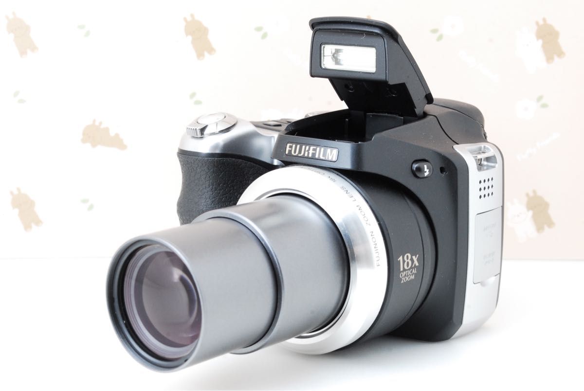 美品 旅行 フジフィルム FINEPIX S8100 超望遠18倍 スマホ転送OK 美品 旅行 フジフィルム FINEPIX S8100 超望遠18倍 スマホ転送OK