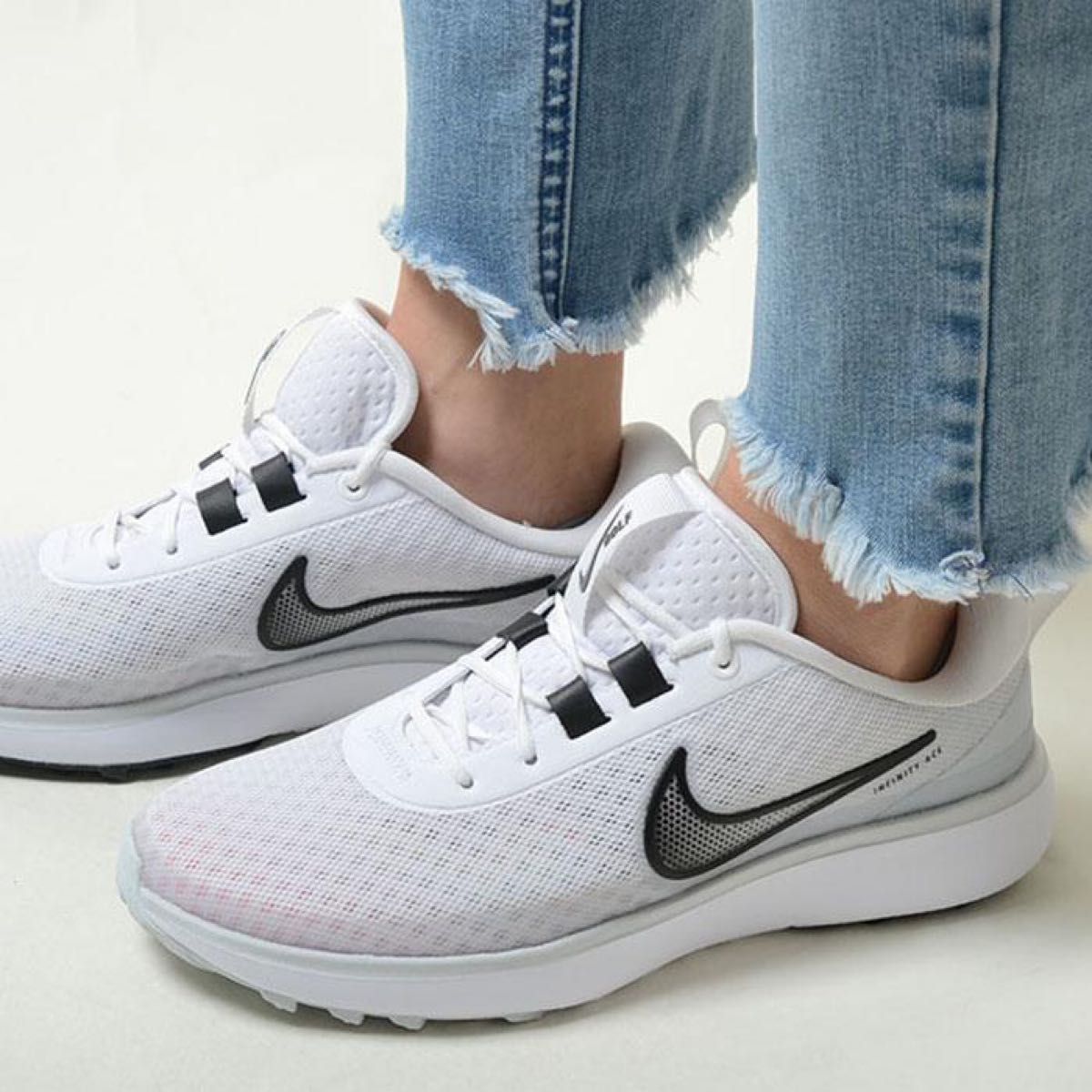 定価14300円 新品 NIKE レディース ゴルフシューズ ホワイト 定価14300円 新品 NIKE レディース ゴルフシューズ ホワイト