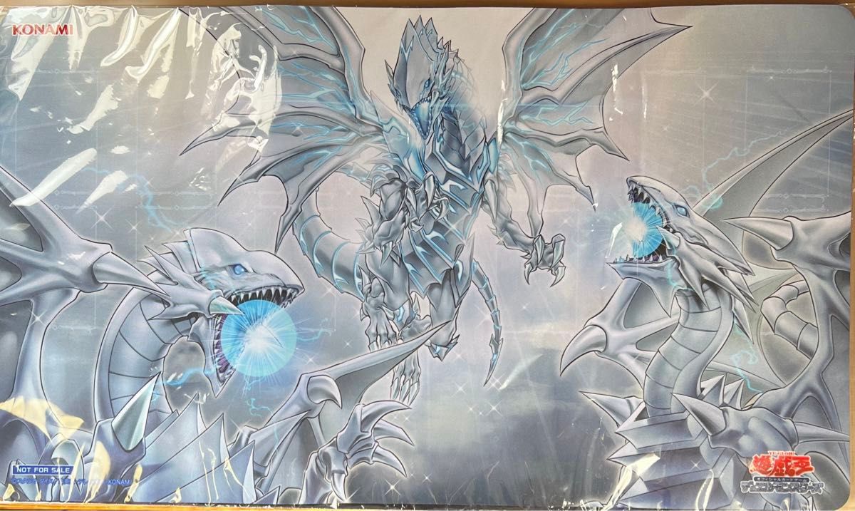遊戯王の日 プレイマット 白き龍の威光 新品 未開封 青眼の白龍 遊戯王の日 プレイマット 白き龍の威光 新品 未開封 青眼の白龍